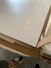 Lade das Bild in den Galerie-Viewer, REDUZIERT! -33% Schwebetürenschrank Johnnie Weiß
