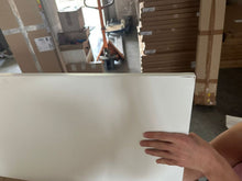 Lade das Bild in den Galerie-Viewer, REDUZIERT! -30% Kleiderschrank hülsta now minimo IV Weiß / Hellbraun
