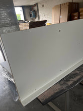 Lade das Bild in den Galerie-Viewer, REDUZIERT! -50% Kleiderschrank Milano Breite: 140 cm
