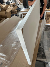 Lade das Bild in den Galerie-Viewer, REDUZIERT! -50% Kleiderschrank Milano Breite: 140 cm
