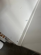 Lade das Bild in den Galerie-Viewer, REDUZIERT! -50% Kleiderschrank Milano Breite: 140 cm
