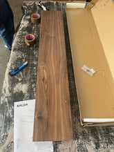 Lade das Bild in den Galerie-Viewer, REDUZIERT! -50% Wandboard Balda Walnuss - Breite: 120 cm
