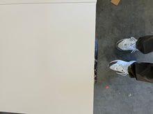 Lade das Bild in den Galerie-Viewer, REDUZIERT! -50% Buffet Touros Kiefer massiv - Kiefer Weiß / Grau
