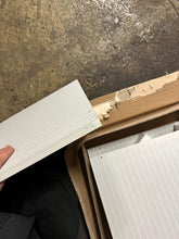 Lade das Bild in den Galerie-Viewer, REDUZIERT! -31% Schwebetürenschrank Salton Weiß - Breite: 200 cm
